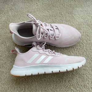 Adidas bounce shoes